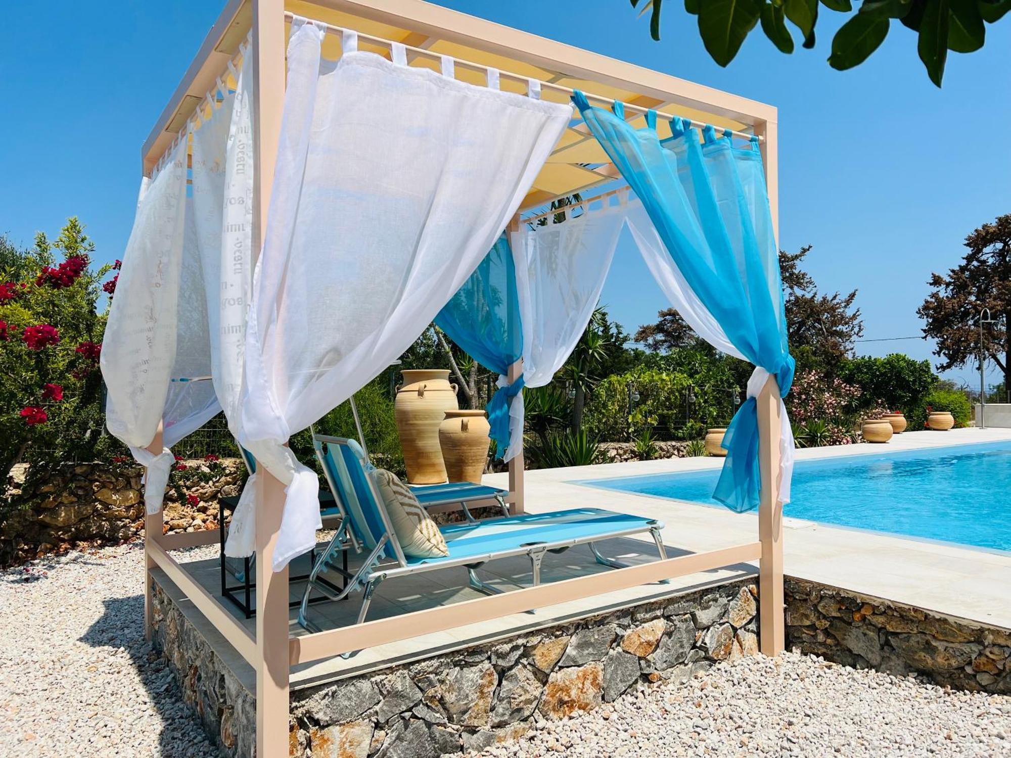 Lp * Kokkino Chorio